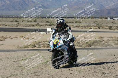 media/Jan-10-2026-Race Pace (Sat) [[3e4fee349c]]/2-Verified/Session 2 (Turn 11 Entry)/